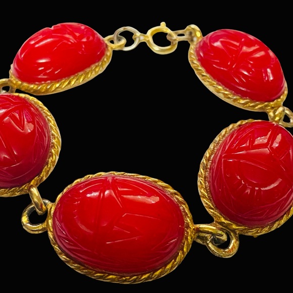 Vintage Red Czech Glass Egyptian Scarab bracelet beetle MCM costume jewelry - Picture 8 of 13